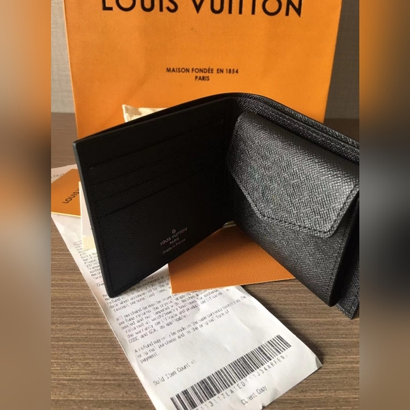 Louis Vuitton Slender Wallet - Picture 8 of 12